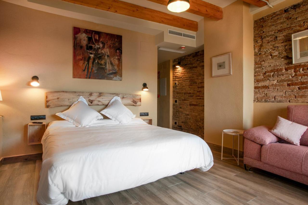 Priorat Aparthotel Falset Zewnętrze zdjęcie