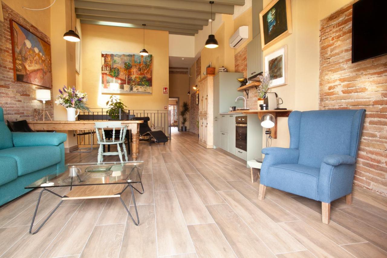 Priorat Aparthotel Falset Zewnętrze zdjęcie