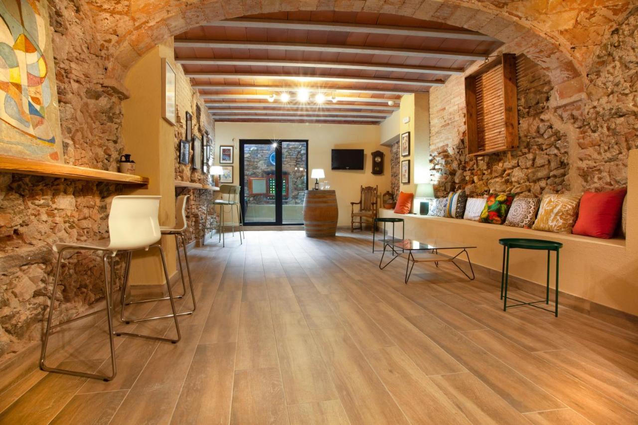 Priorat Aparthotel Falset Zewnętrze zdjęcie
